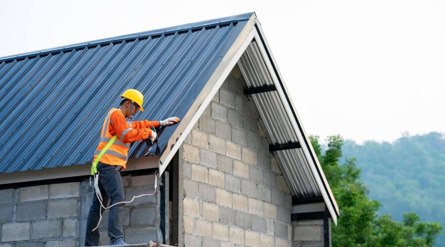 Expert Emergency Roof Repairs services in Hickory Valley, TN